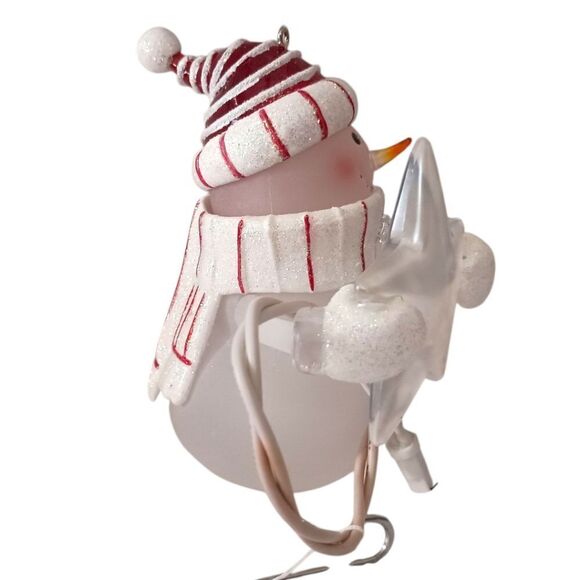 Department 56 Light Up Snowman Ornament With Star Chaser Boxed Acrylic Frosted. - Picture 10 of 16